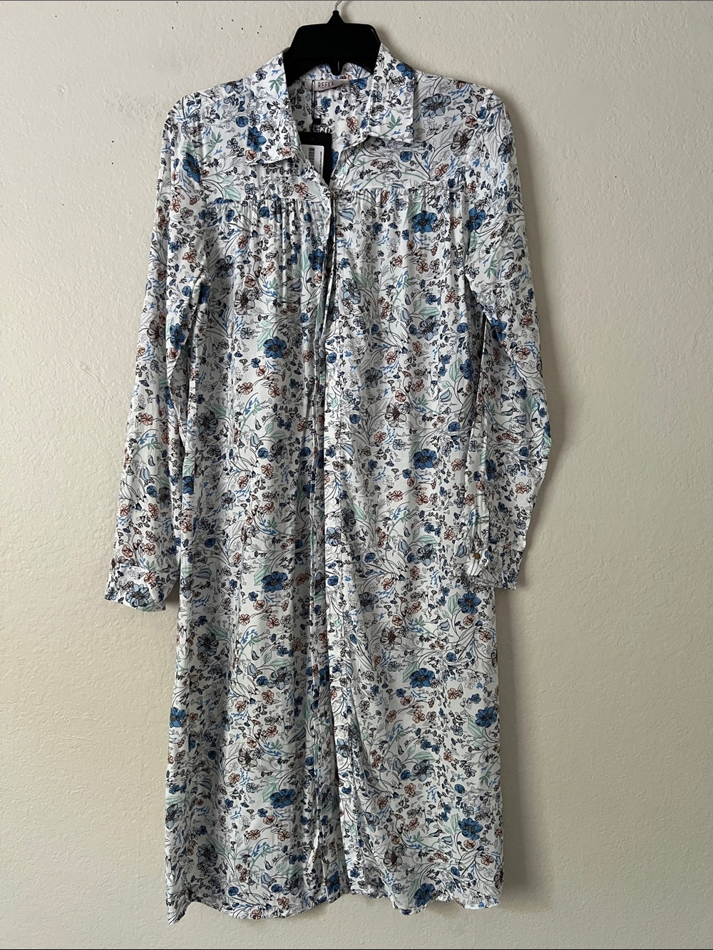NWT REFKA Floral Button-Front Long Shirt Dress in Size 40